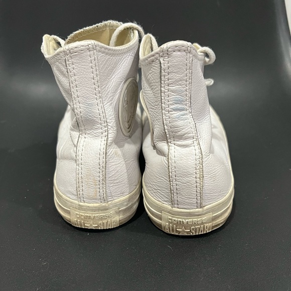 Converse Chuck Taylor All Star High Tops, White Leather (Men’s, Size: 8) 🔥 - Picture 2 of 5